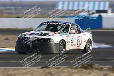 media/Mar-16-2025-CalClub SCCA (Sun) [[e72803ec8c]]/Group 2/Qualifying (Turn 1)/
